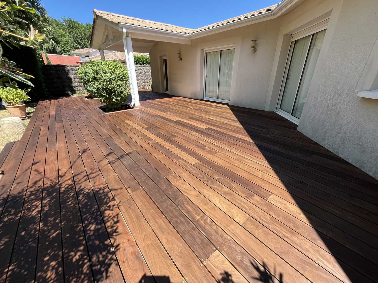 Rénovation et création de terrasse bois à Blanquefort — Paysagiste Bordeaux